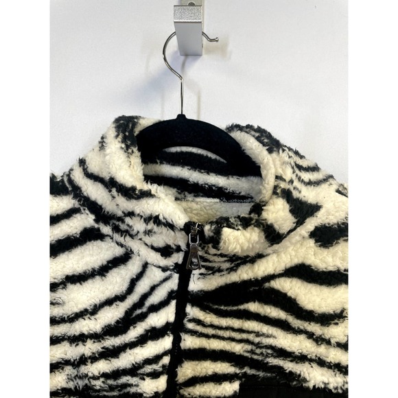 PLUSH Lightweight Sherpa Zebra Print Zip Up Jacket Black and Cream Size S - Picture 7 of 13